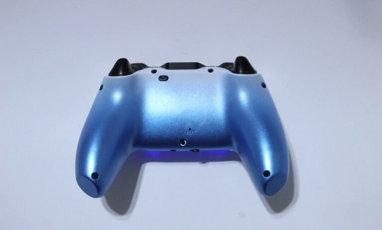 nbcp-wolf-v-2-blue-wireless-ps4-controller-review-back