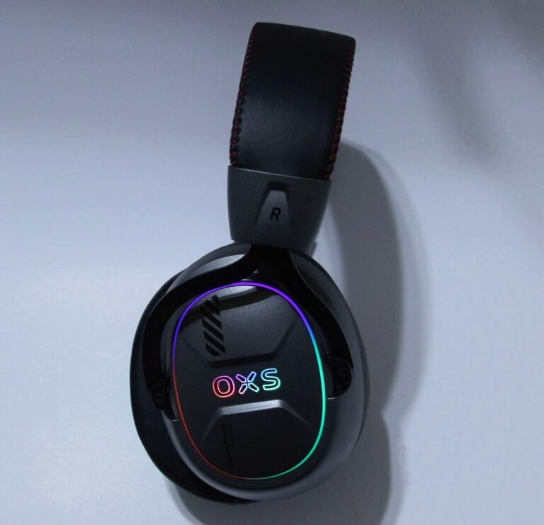 oxs-storm-g2-wireless-gaming-headset-side-1