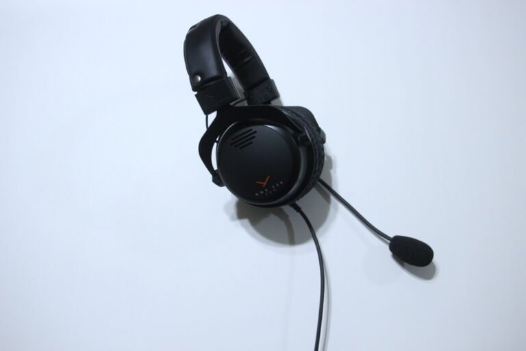 beyerdynamic-mmx-330-pro-open-back-gaming-headset-review-side 1
