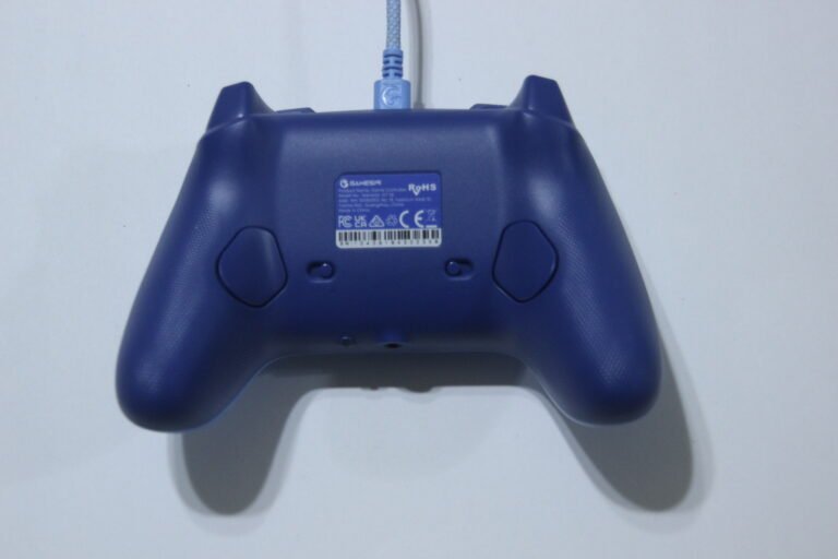 gamesir-g7-se-gaming-controller-review-rear