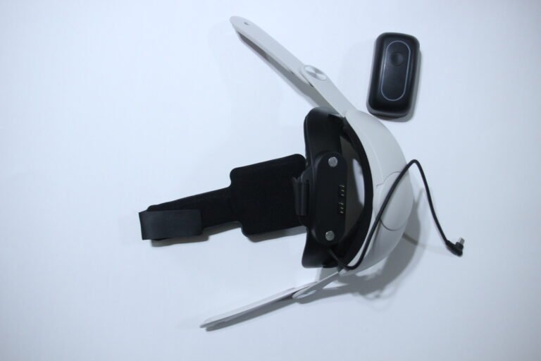 saqico-10000mah-battery-head-strap-for-meta-quest-3-and-quest-3s-review-alone