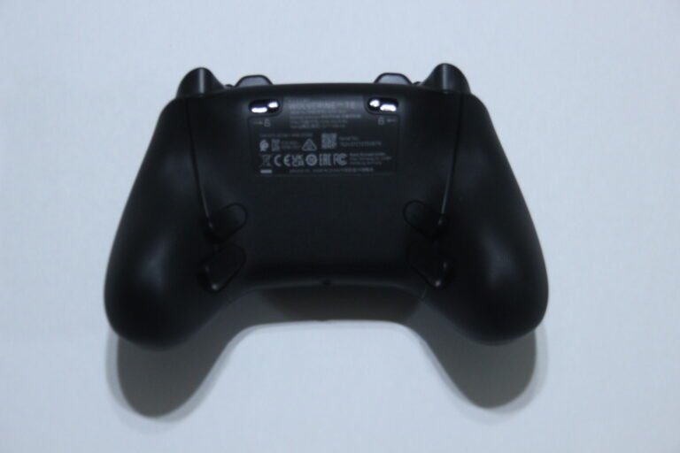 razer-wolverine-v3-tournament-edition-wired-gaming-controller-review-rear