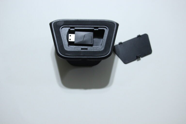 gamesir-g7-pro-dragon’s-dogma-ii-tmr-gaming-controller-review-charging-dock-dongle